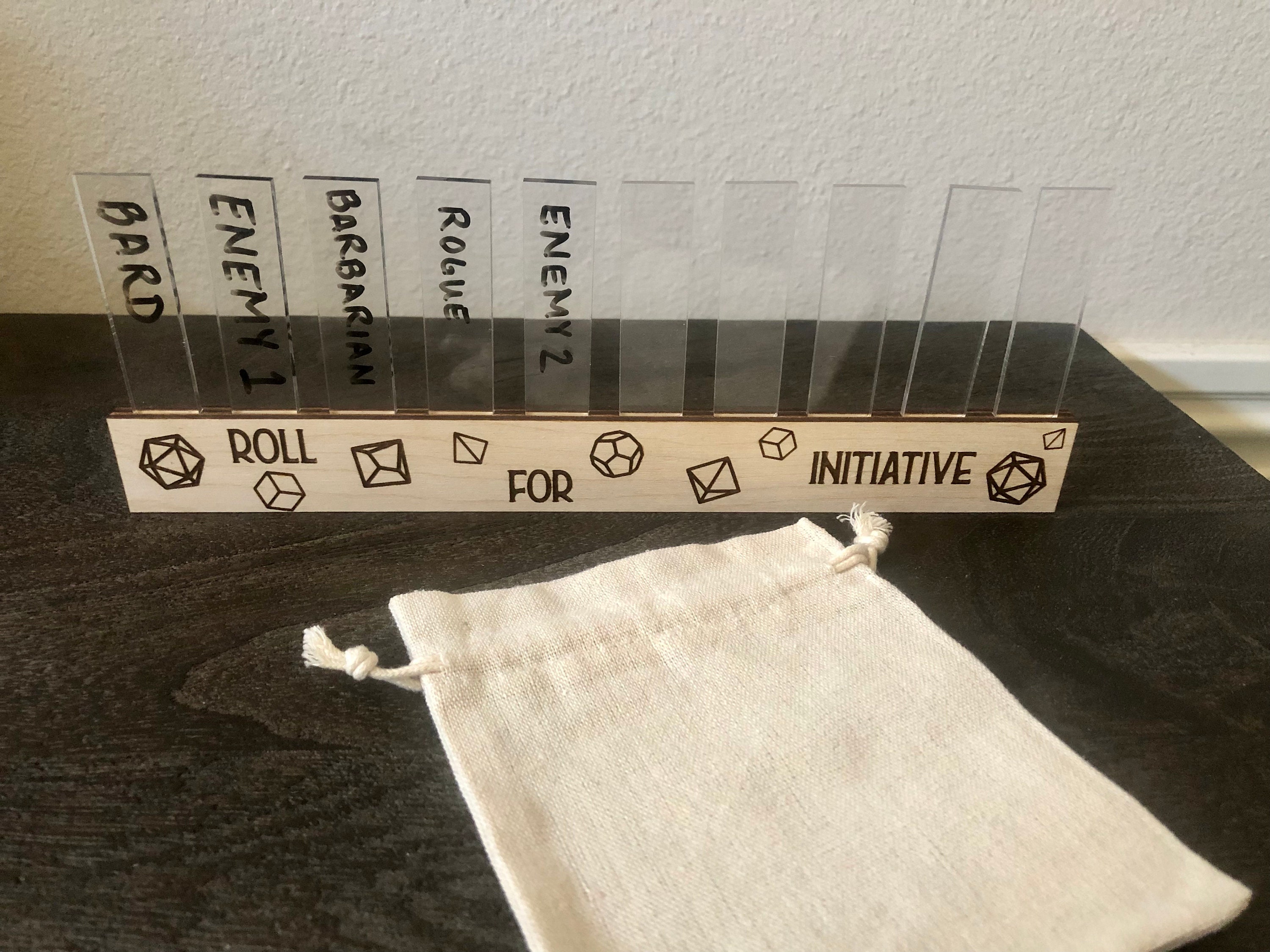 Initiative Tracker Spada Acrilica E Base Pietra Per D&D – TTRPG