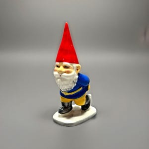 Gorham Gnome Vintage Unieboek BV Ice Skating Ceramic Figurine 1980