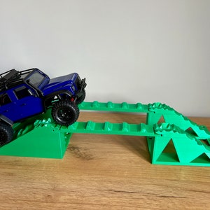 Modular RC Crawler Bridge: 1/24 & 1/18 Scale Terrain