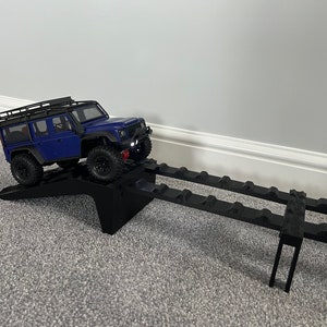 Extra-Large RC Crawler Hill & Bridge – 1/24 and 1/18 Scale | TRX4M, SCX24, Axial, Traxxas, FTX | Indoor Terrain and Display Stand