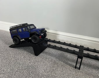 Extra-Large RC Crawler Hill & Bridge – 1/24 and 1/18 Scale | TRX4M, SCX24, Axial, Traxxas, FTX | Indoor Terrain and Display Stand