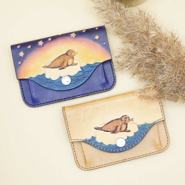 Kinder Portemonnaie Brustbeutel aus Leder – Robbe Seehund Meerestiere  – Geschenk für Junge Mädchen  –  Einschulung Geburtstag Mitbringsel