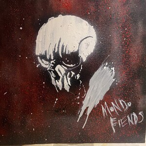 Mondo Skull - red and black