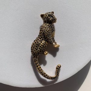 Cheetah brooch gold black color pin unisex brooch Jewellery Casual Suit Accessory Brooch office wear birthday gift