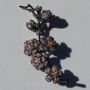 Flower Brooch purple colour Pins office Brooch elegant gift