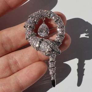 Snake Brooch sliver colour Pins unique Brooch Osten birthday Gift Brosche Christmas rare find Valentine&#39;s Day gift