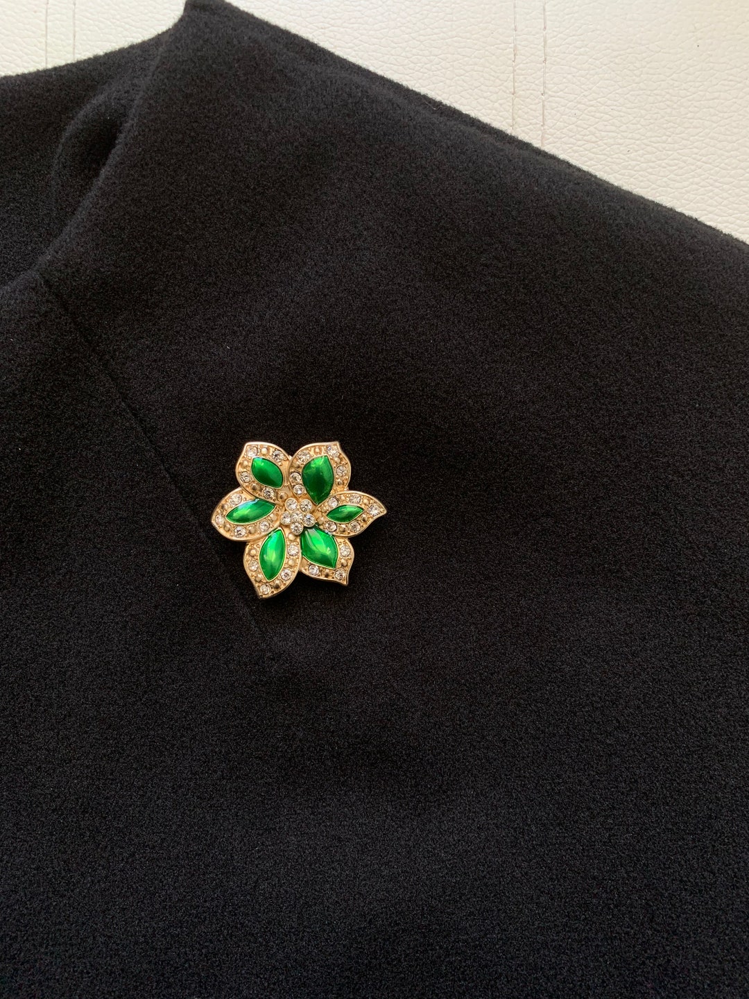 Superbe Broche Vintage Pour Femme – Sans Marque – Occasion