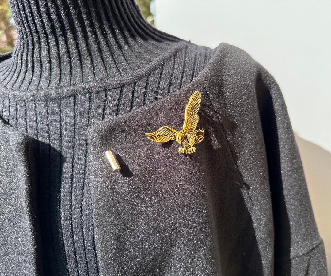 Élégante et belle broche, revers, épngle à écharpe, marée, demoselle