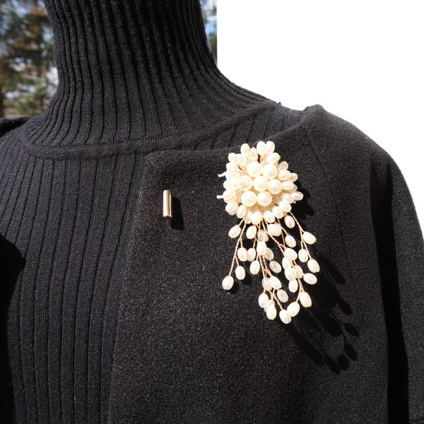 Vintage übertrieben elegante Perle Blume Brosche Pin für Frauen Mädchen Hochzeit Blumenstrauß Modeschmuck Mantel Zubehör Broschen