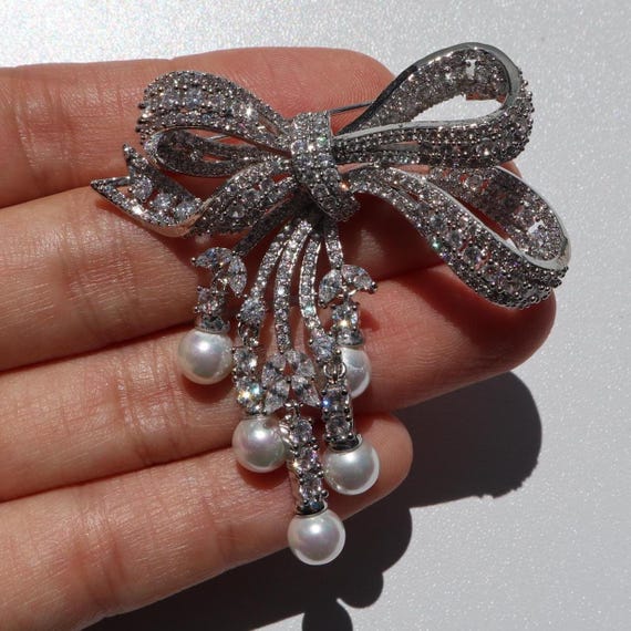 Broche Vintage Couronne Feuille Argent Massif Zircon Perles Nacre – Modèle K30