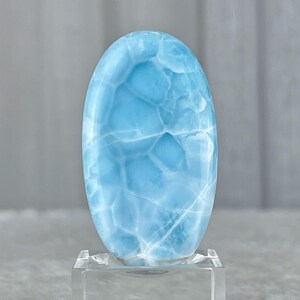 Larimar Handschmeichler 23g, Ovaler Kristall Sorgenstein, Dominikanischer Pektolith,