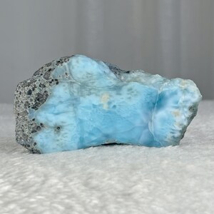 Blauer Larimar Stein 259g, Halbpolierter Edelstein aus der Dominikanischen Republik,