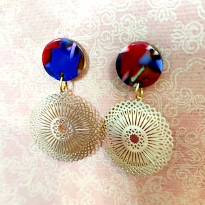 Stainless steel dangling earrings