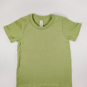 Youth T-shirt Friends Not Food Eco Friendly Clothing Avocado Green