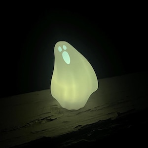 3D Printed Ghost Lantern | Flickering LED Candle Light | Halloween Decor
