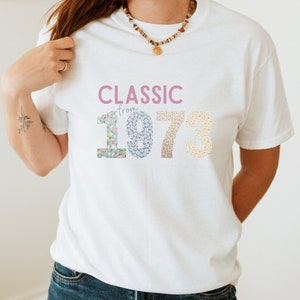 1973 tshirt 1973 shirt 1973 verjaardag 50e verjaardag tshirt hippie shirt Cottagecore shirt oversized Tee verjaardag shirt vintage T shirt