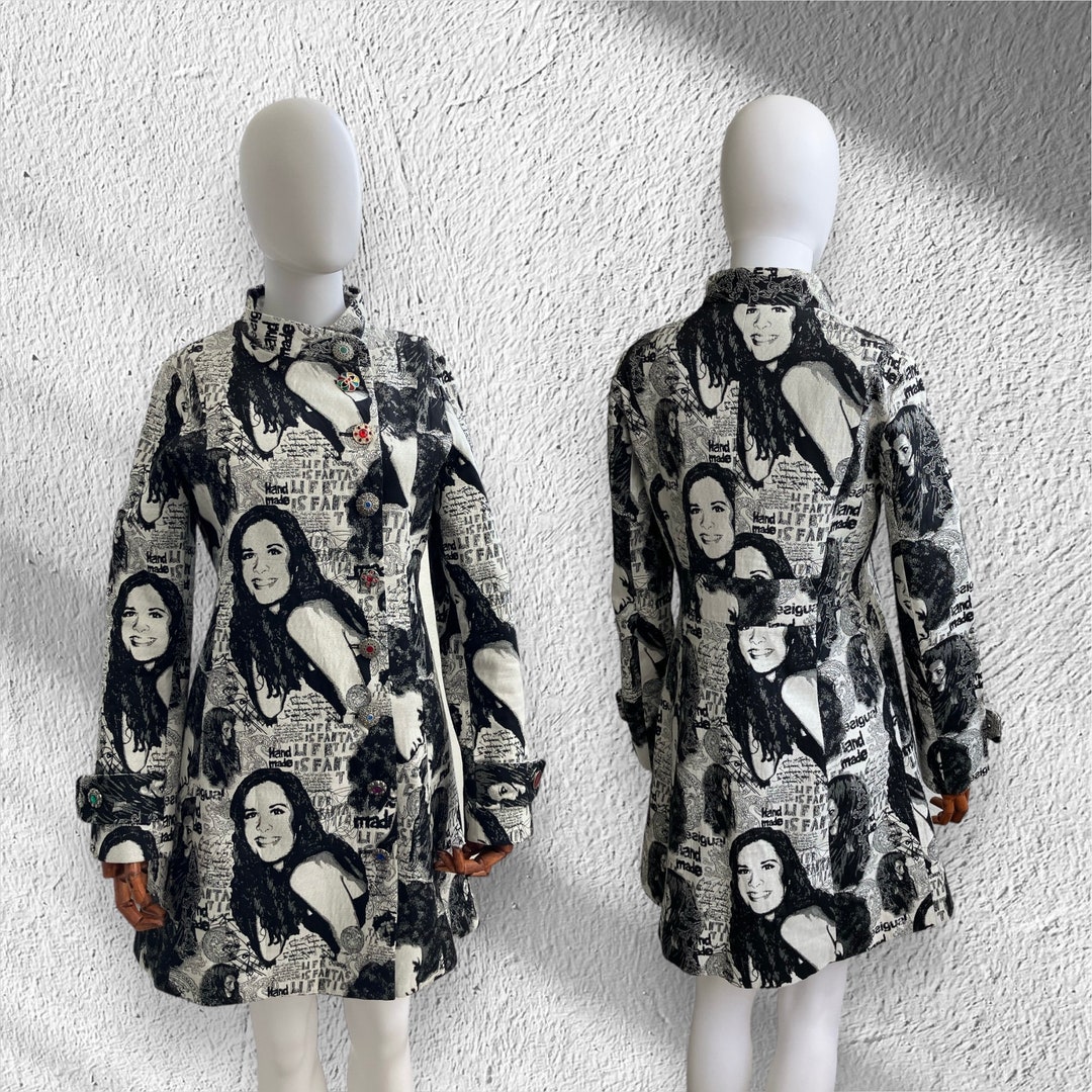ジャケット・アウター 00s archive y2k velor gothic coat L 49e6d019-a760-4d0e-8366-