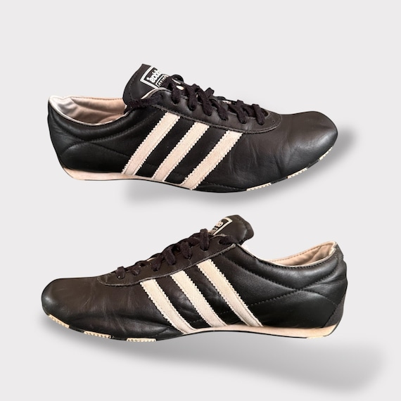 adidas gazelle silver green womens VERA LEISURE SNEAKERS (MENS) – HIRSHLEIFERS main image 0