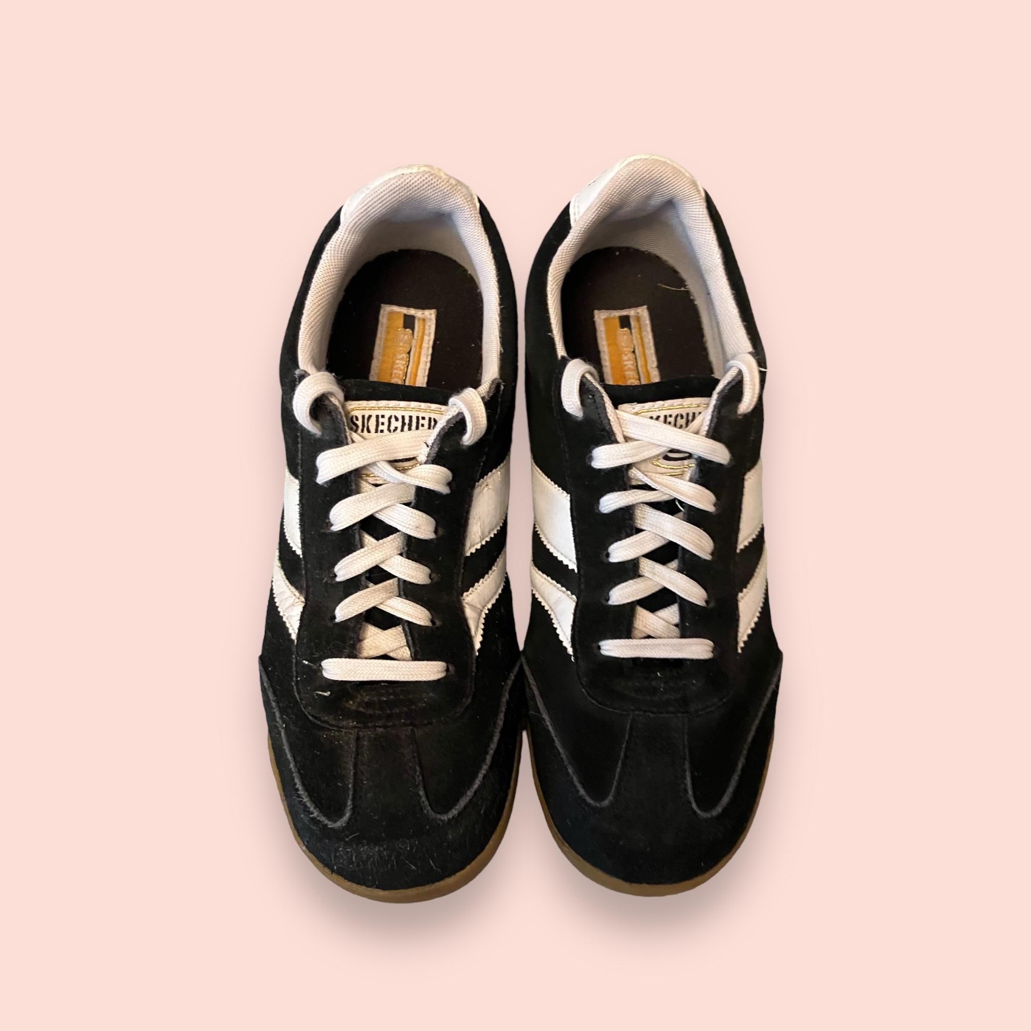 Archive SKECHERS Y2K Vintage Classic Unisex Black and White Archive SKECHERS Y2K Vintage Classic Unisex Black and White