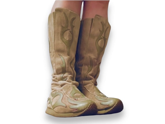 Jette Joop Vintage Archive 90s/y2k Tribal High Knee Sneakers