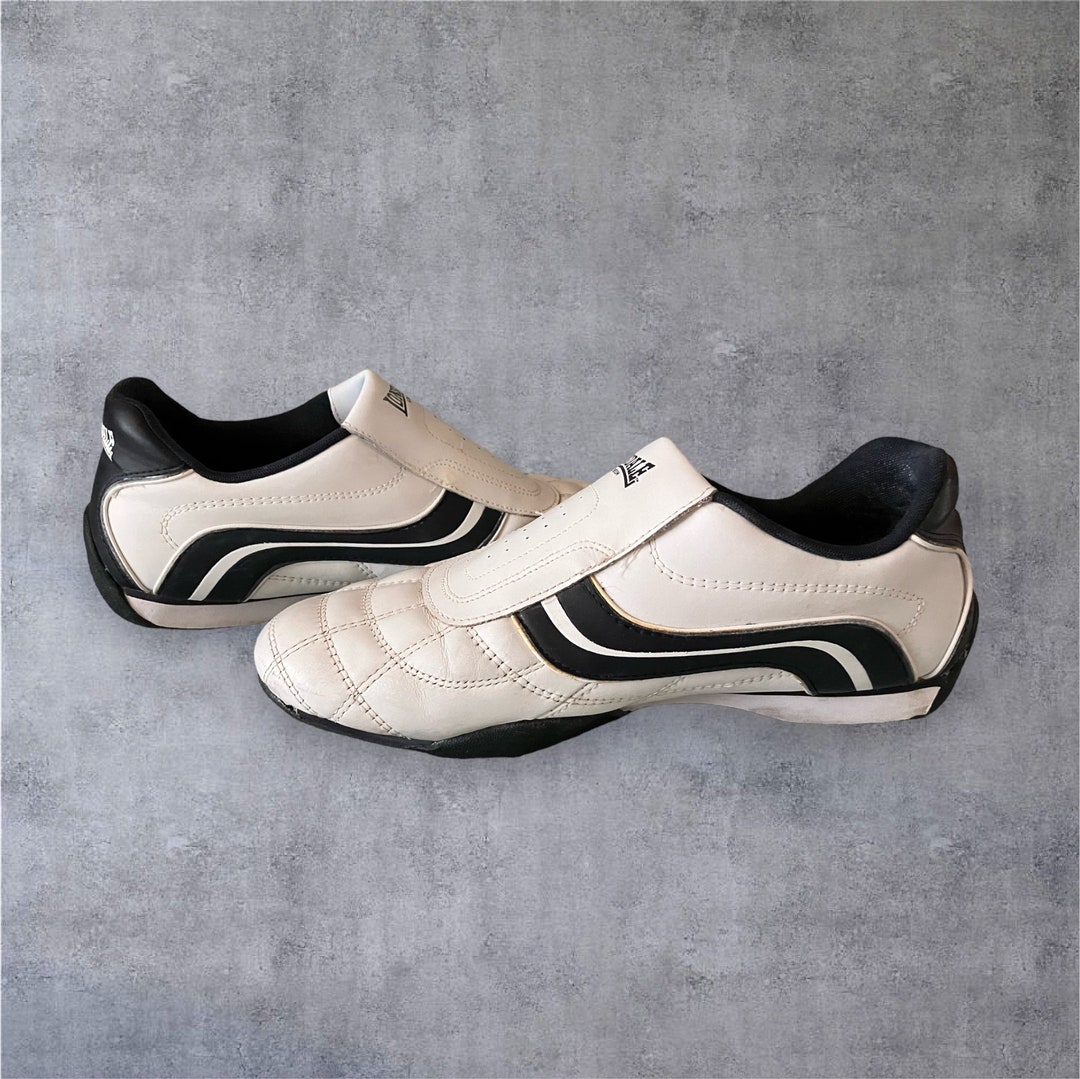 Cheap lonsdale trainers deals