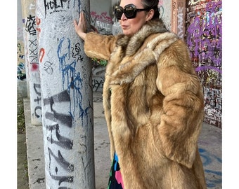 Iconic Vintage 80s Fox Fur Coat Oversized Y2K Berlin Coat