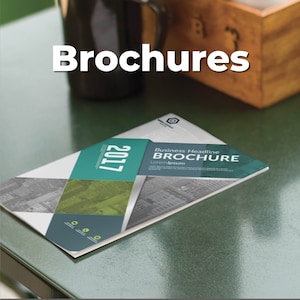 Brochure recto-verso en couleur, brochure à deux volets pour entreprise créative, votre oeuvre d'art prête à imprimer, dépliant marketing pour agent immobilier