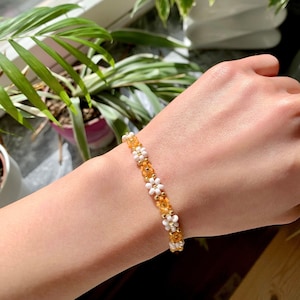 Floral Bracelet, Daisy Bracelet, Beaded Bracelet