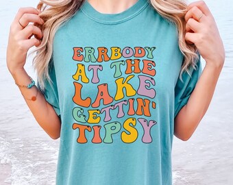 Lake Life Drinking Tshirt, Friend Vacation Shirt, Lake Daze Shirt, Boating Vacation Tee, Getting Tipsy Tee, Buddy Travel Tee, Retro Design