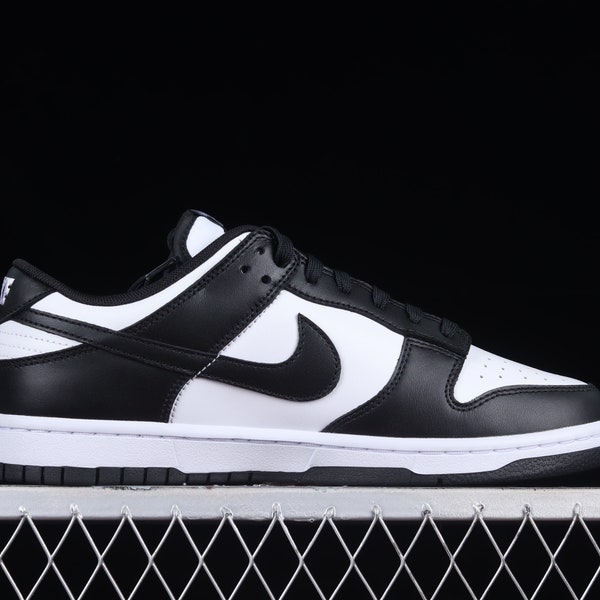 blackand white dunks