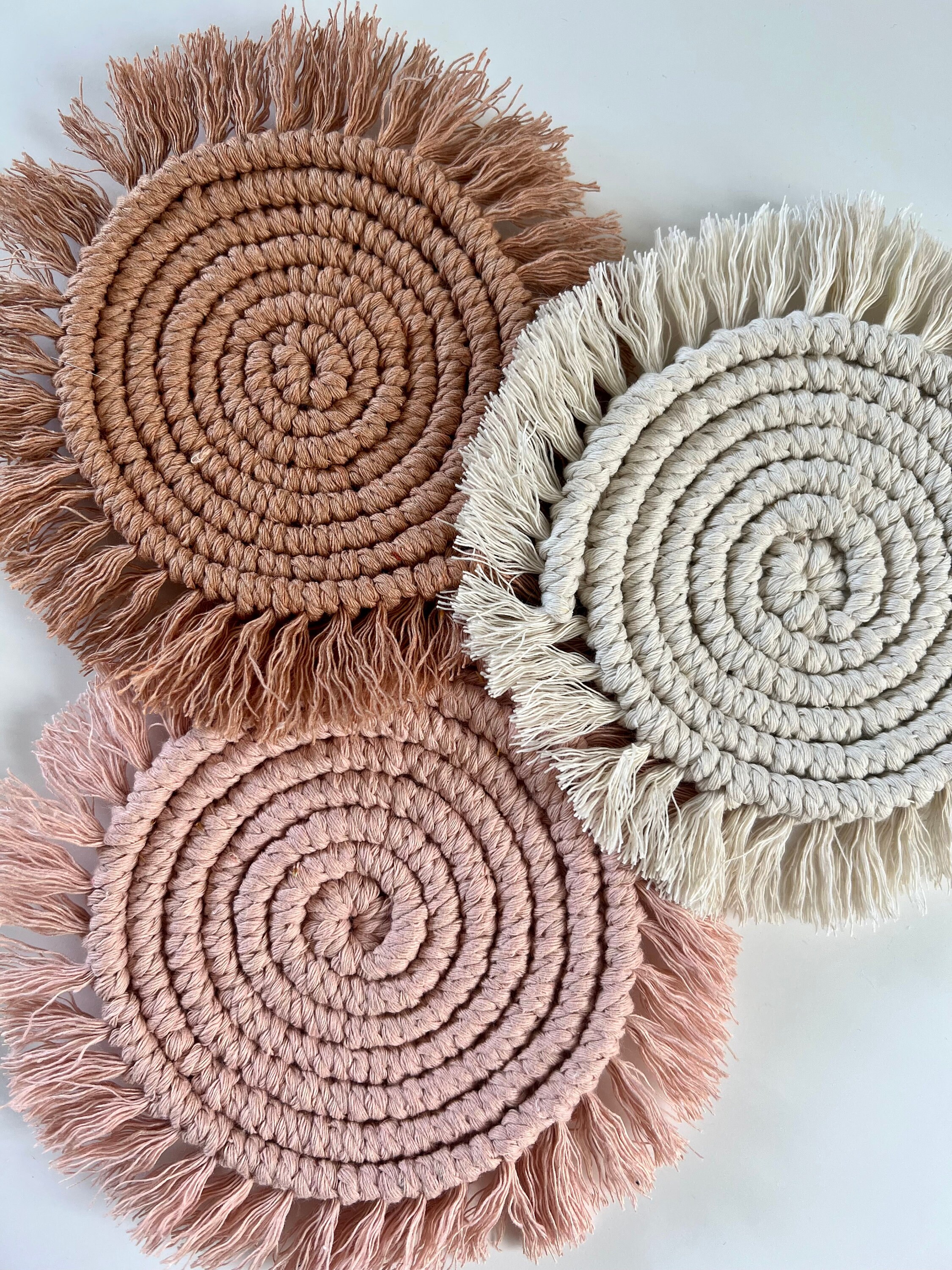 Round Macrame Coaster Patterns 6