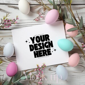 Mockup di carta 5x7 Mockup di biglietto di auguri busta Mockup di carta di Pasqua orizzontale Mockup di carta 5x7 Bundle Mockup di carta floreale Mockup di carta digitale