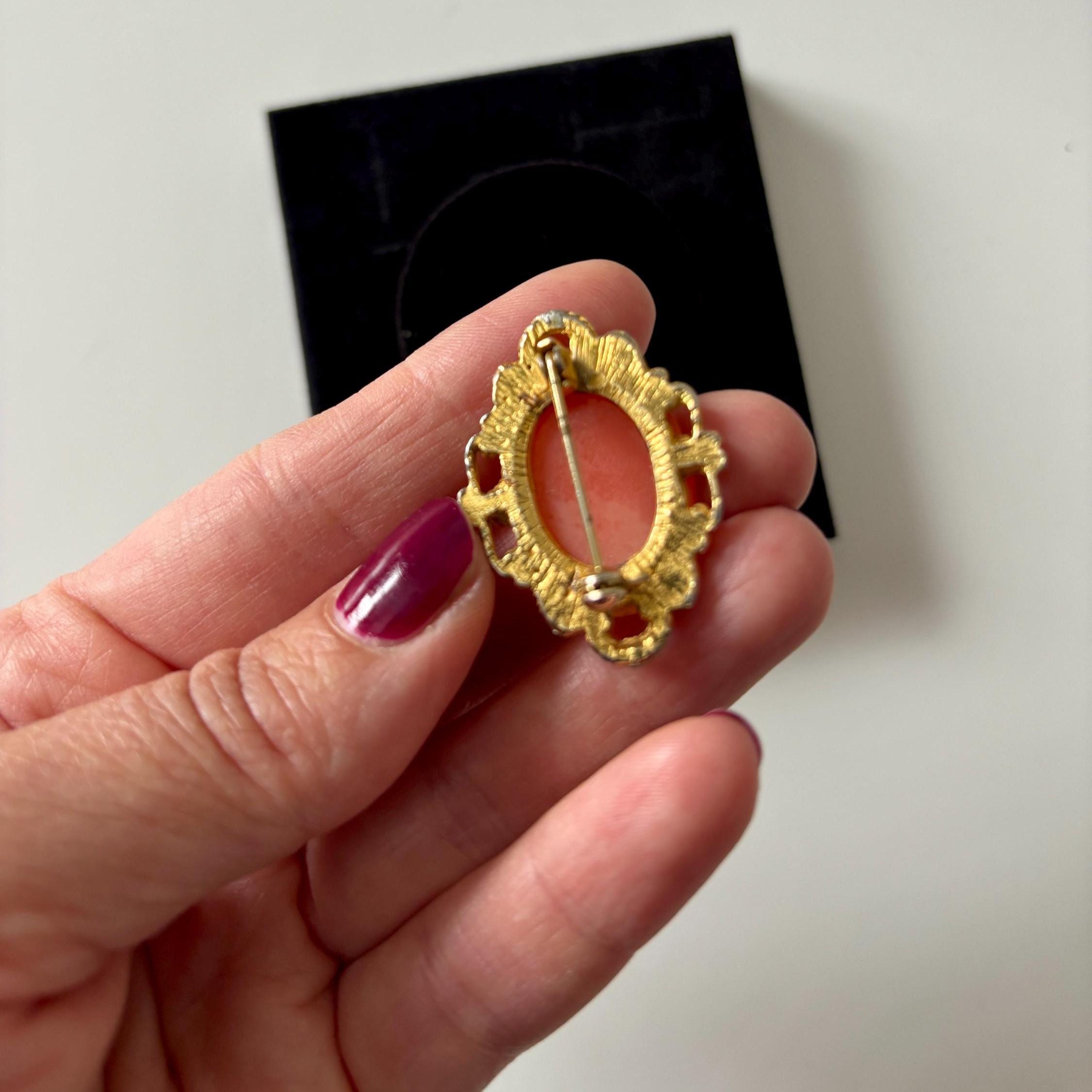 Vintage Cameo Style Brooch Gold Tone Filigree Frame Romantic Victorian Revival Pin
