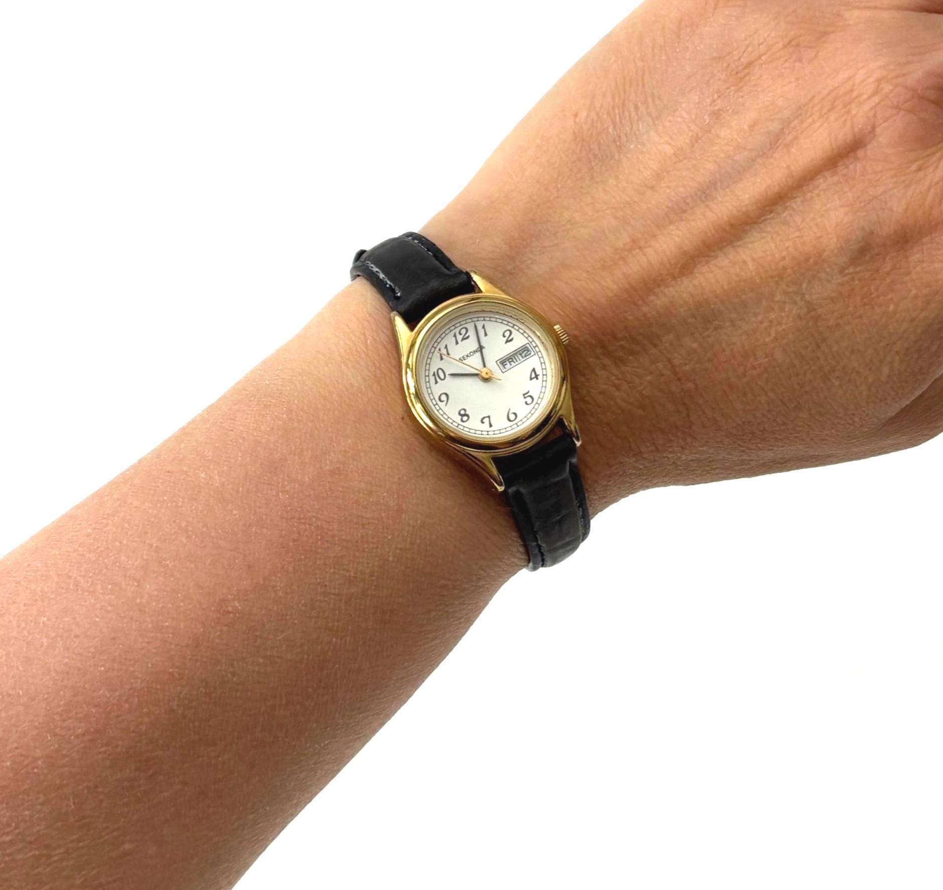 Vintage Sekonda Ladies Day Date Watch Gold Tone Quartz Wristwatch Working