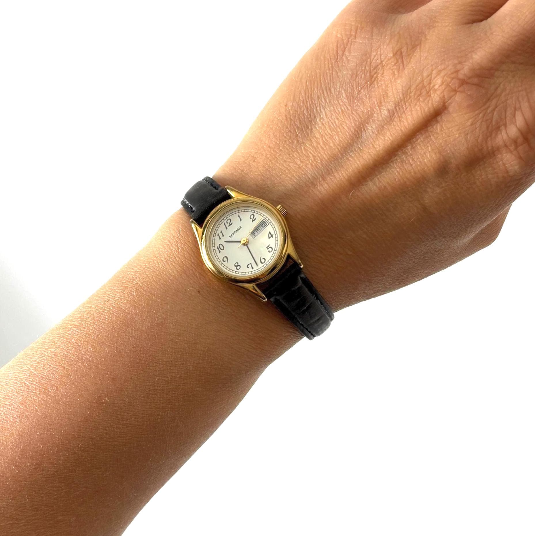 Vintage Sekonda Ladies Day Date Watch Gold Tone Quartz Wristwatch Working