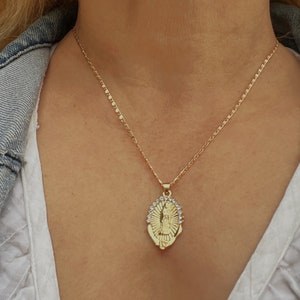 18K Gold Plated Virgin Mary Pendant Necklace| Unisex Church Prayer Necklace| Virgen de Guadalupe  Medal Necklace| Lady of Guadalupe Charm