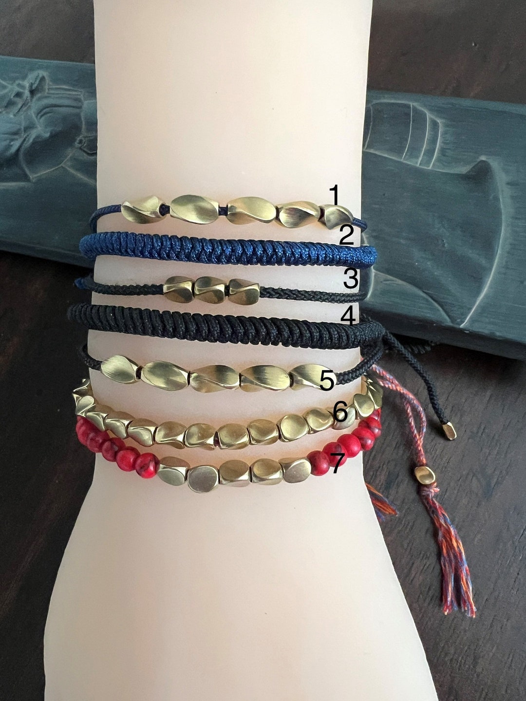 Braccialetto Buddista Tibetano Fatto a Mano, Corda Sottile Colorata Portafortuna, Bracciali e Bangles per Donne e Uomini con Nodi 36 Braccialetto Buddista Tibetano Fatto a Mano, Corda Sottile Colorata Portafortuna, Bracciali e Bangles per Donne e Uomini con Nodi 36