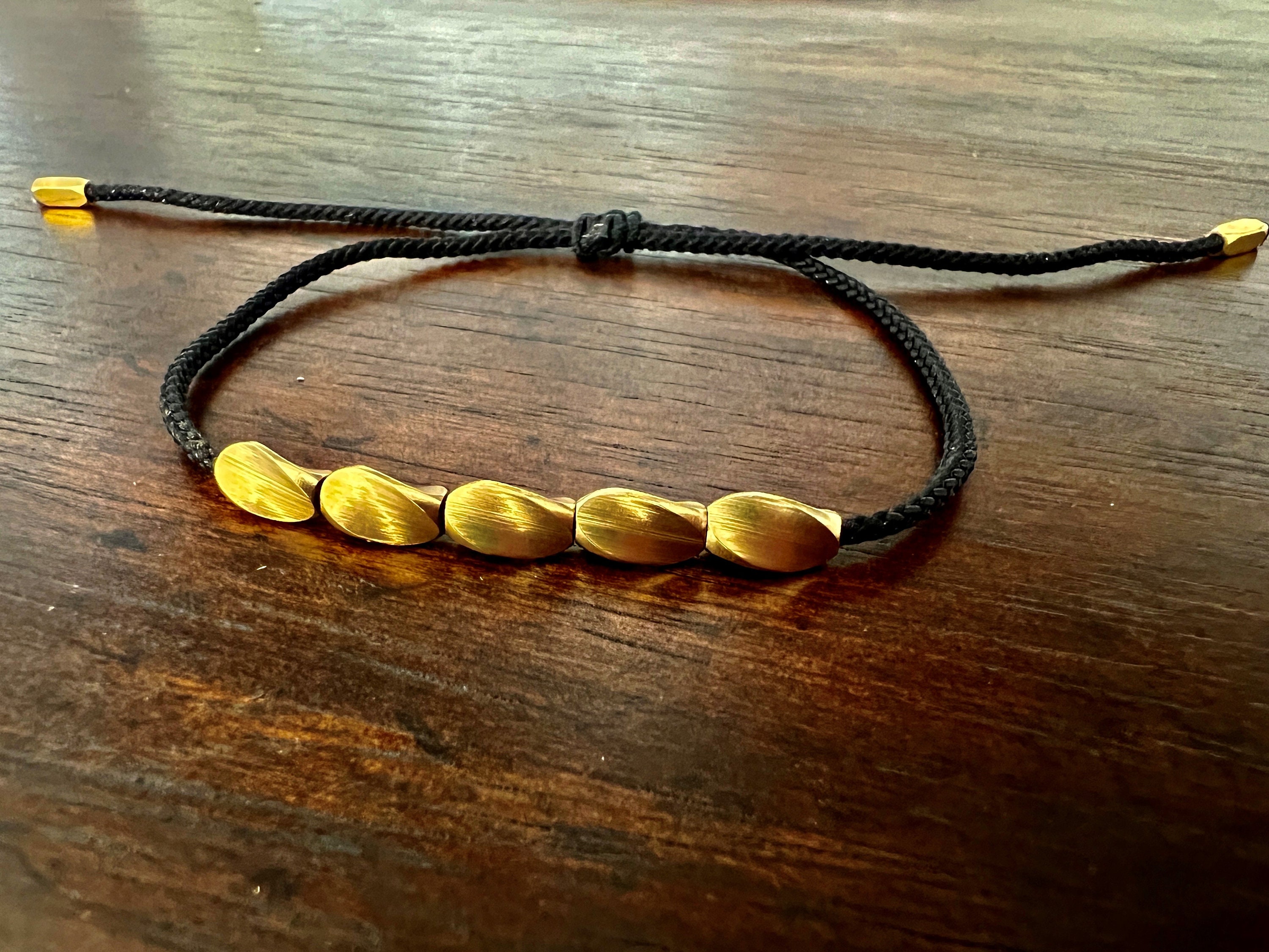 FOJIIUOK Braccialetto buddista fortunoso, rosso, intrecciato a mano, tibetano, misura regolabile, regalo per amici e coppie, 2 pezzi FOJIIUOK Braccialetto buddista fortunoso, rosso, intrecciato a mano, tibetano, misura regolabile, regalo per amici e coppie, 2 pezzi