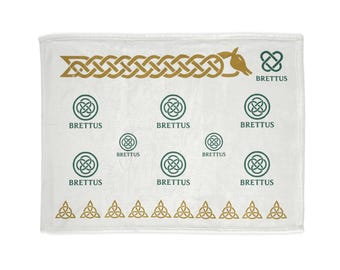 Celtic Blanket, Cozy Throw, Warm Bedding, Soft Sofa Cover, Lightweight Bedspread, Brettus Design