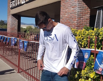 Patriotic USA Long Sleeve Shirt: Blue Celtic Sleeve Design