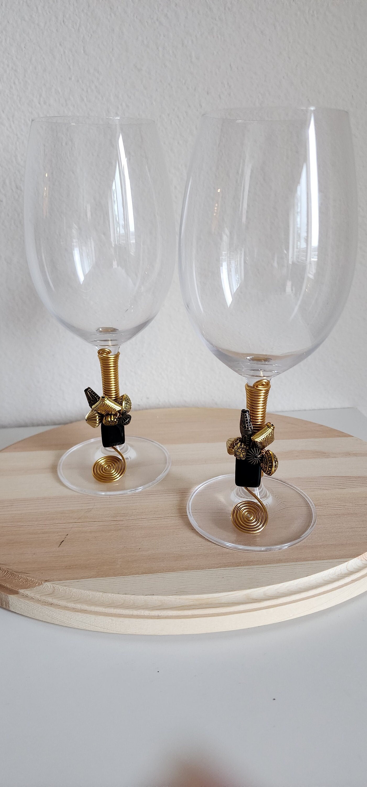 12 Pack  7oz Gold Glittered Plastic Short Stem Wine Glasses
