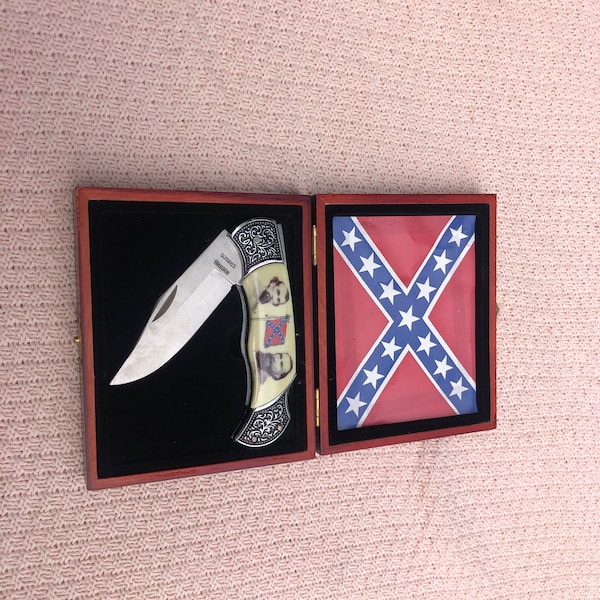 Civil War Knife with Jefferson Davis and Robert E Lee