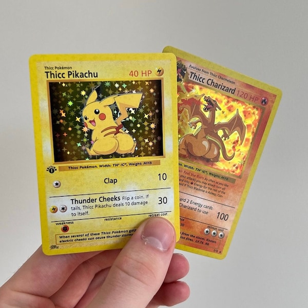 Thicc Pikachu Charizard Pokemon Card Первое издание, полное искусство, голографический - Рождество - Подарок на годовщину для него - Валентина - Подарок на Рождество