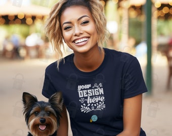 Bella Canvas 6400 Mockup Relaxed Jersy Short Sleeve Tee Navy Lady's T-shirt Mock Up Girl With Yorkshire Terrior Mock-up | Gratis platte modellen