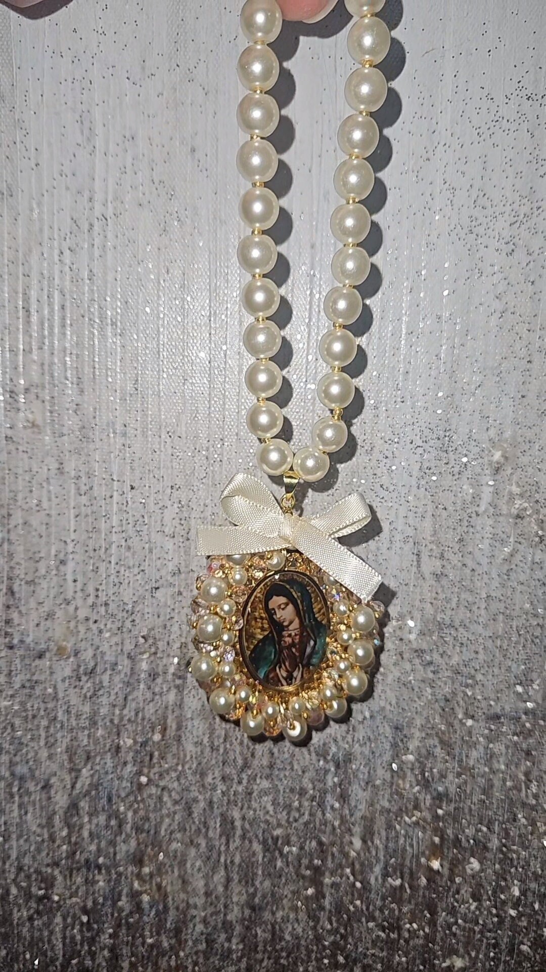 Virgin Mary Car Charm,Car Decoration, Car Accessories, Rear view Mirror,Car Blessings,Car Rosary,Baptism Gift,Religious Catholic,Car Charm
