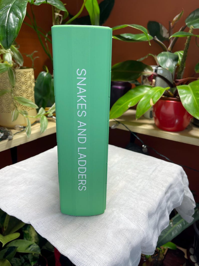 Playbook'D Ormar och stegar - Spel med vikbokstema bild 2