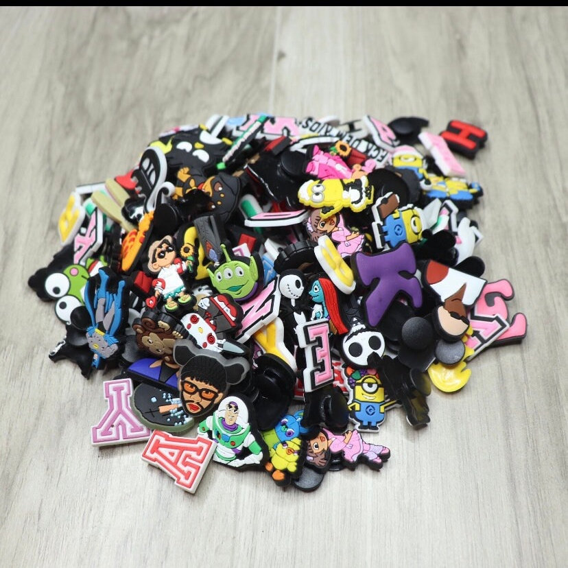 Discontinued Items SMALL LETTER a Z Plastic Crocs Shoes Letter Charms  Colorful Shoe Letter Charn Small Alphabets Charm Shoe Charms Crocs 