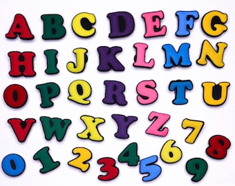 Charms para zapatos con letras negras llamativas y coloridas - Charms Crocs del alfabeto A-Z - Accesorios para zapatos