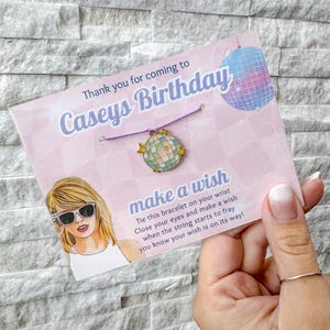 Cadeau d'invité de fête d'anniversaire Swifty, cadeau d'anniversaire de l'ère de la soirée pyjama avec bracelet de souhaits Taylor