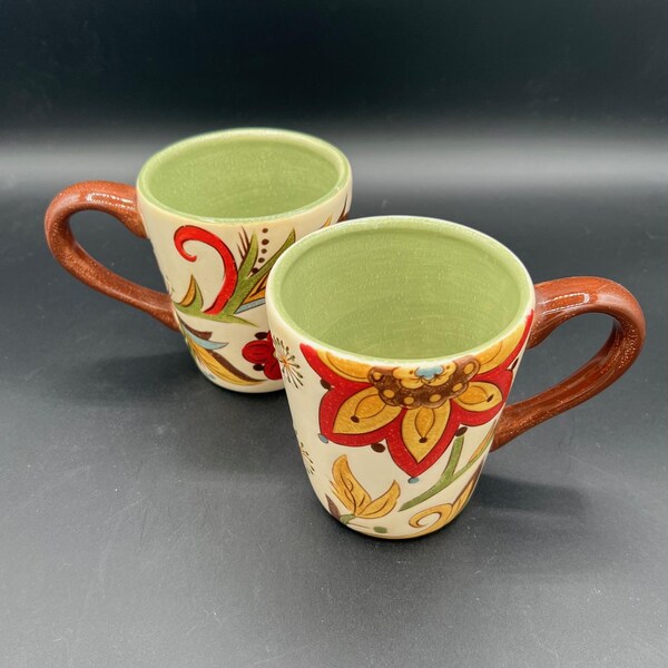 Pierl Carynthum Mugs